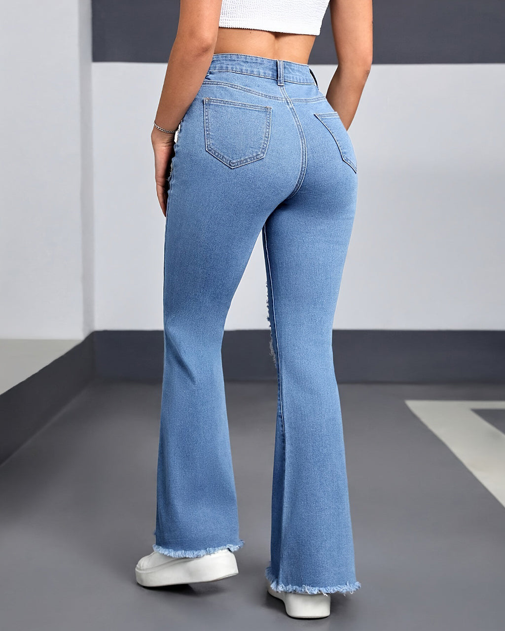 Mid-Waist Ripped Heart Fringe Hem Flared Denim Jeans OMFORT