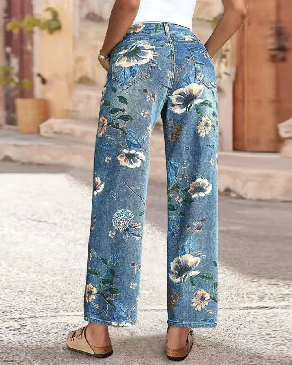 Floral Print High Waisted Straight Leg Jeans OMFORT