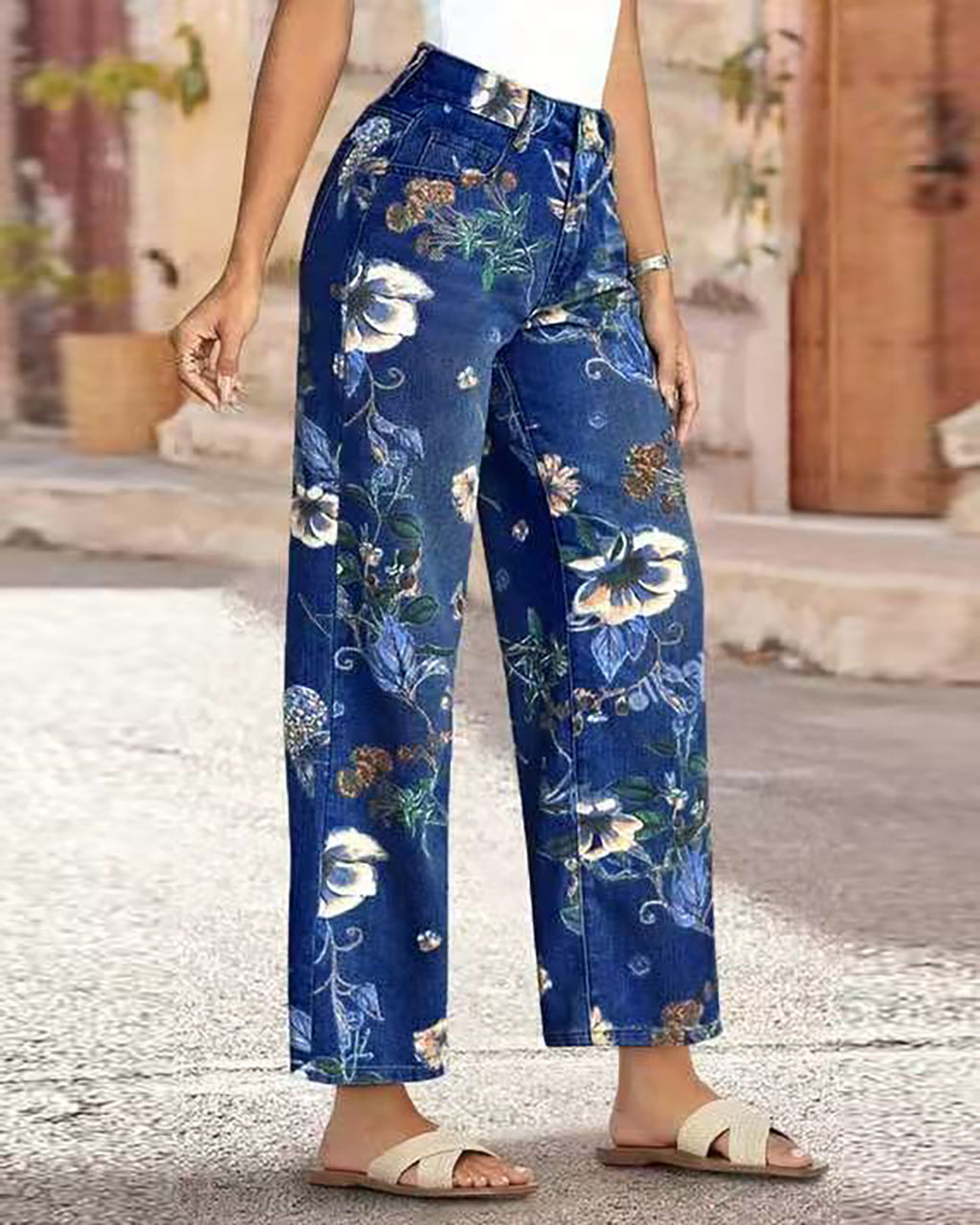 Floral Print High Waisted Straight Leg Jeans OMFORT