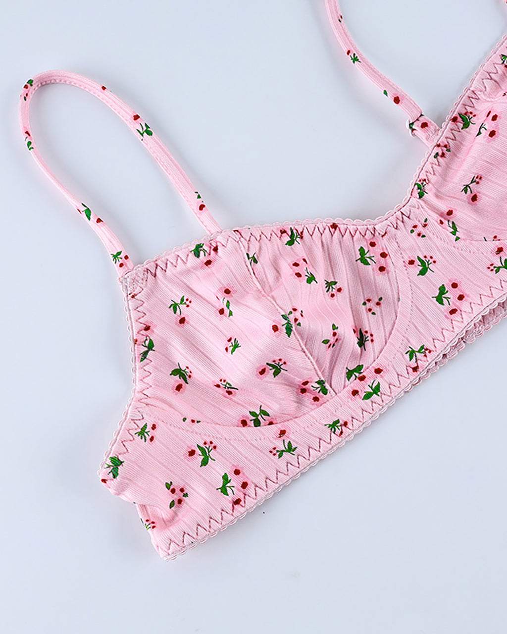 Dreamy Ditsy Floral Print 3Pcs Pajama Set OMFORT