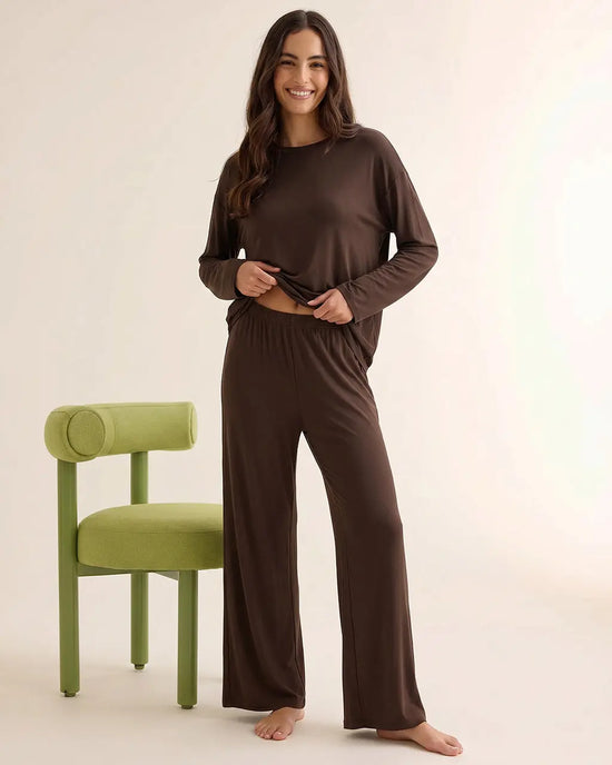 Brown Long Sleeve Two-piece Lounge Set OMFORT