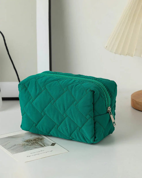 Soft Quilted Cosmetic Pouch with Zipper OMFORT