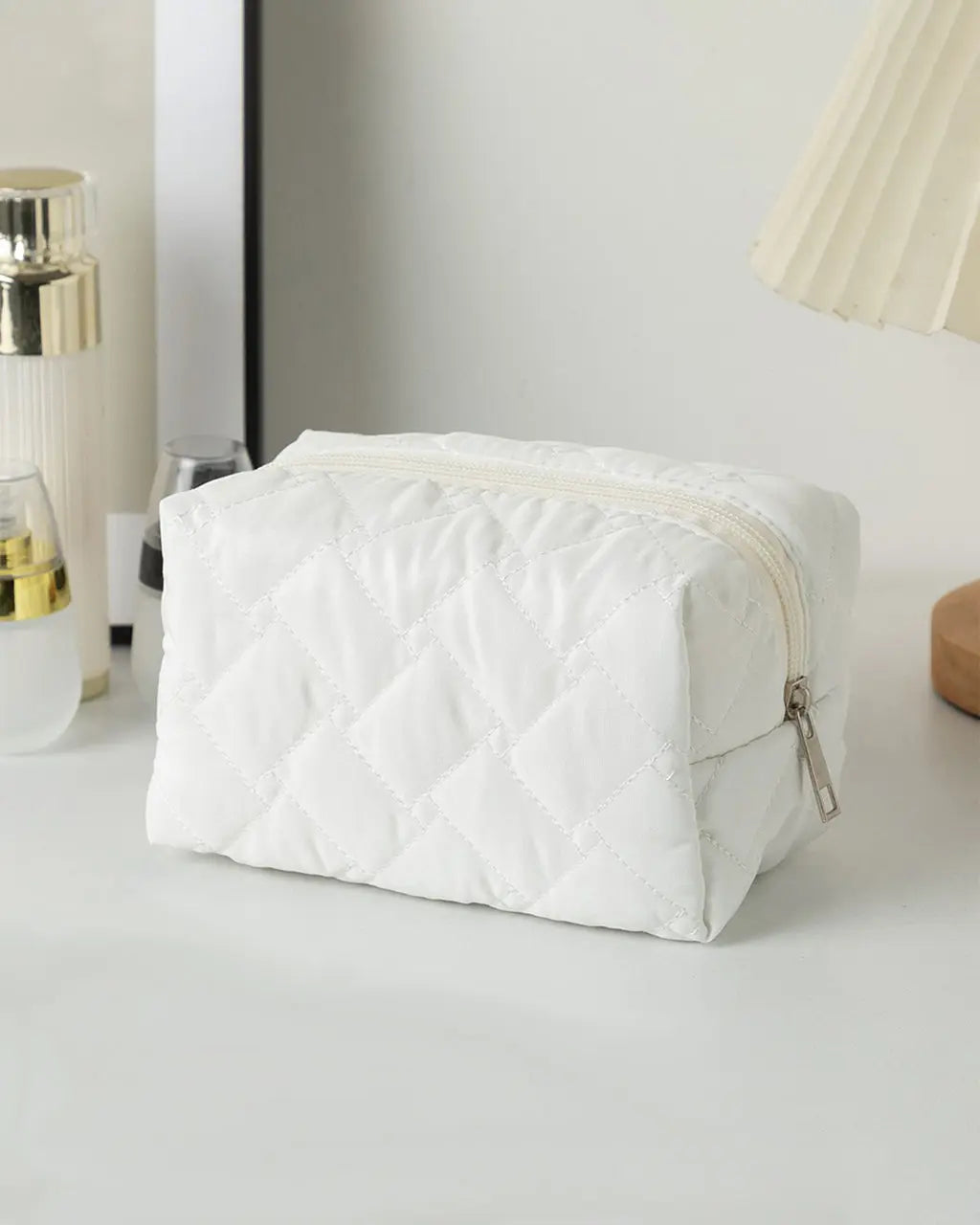 Soft Quilted Cosmetic Pouch with Zipper OMFORT