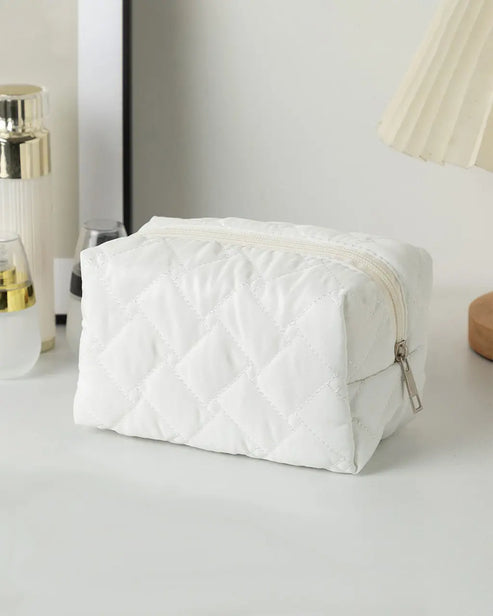 Soft Quilted Cosmetic Pouch with Zipper OMFORT