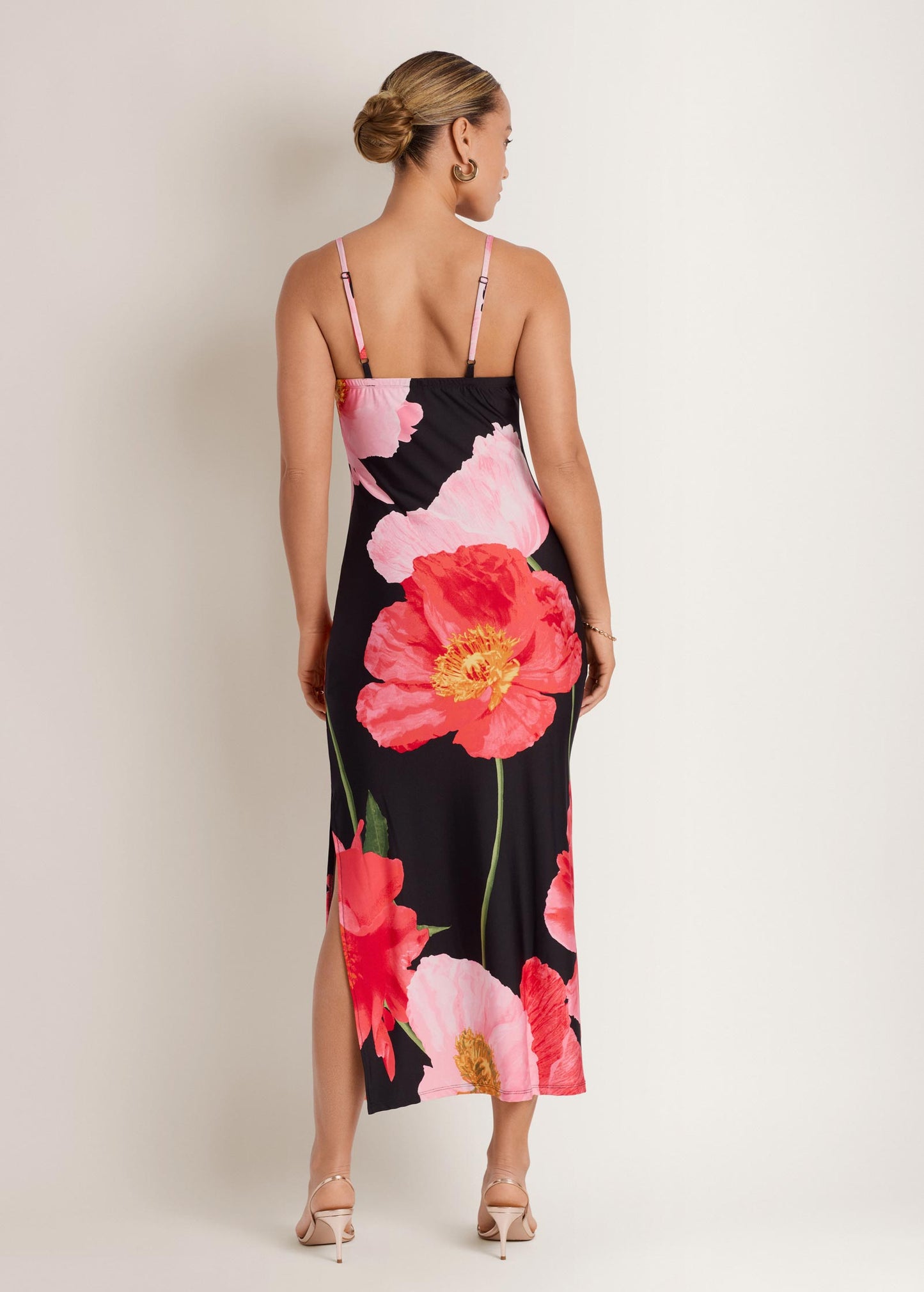 Large Poppies Maxi Dress - Black Floral OMFORT