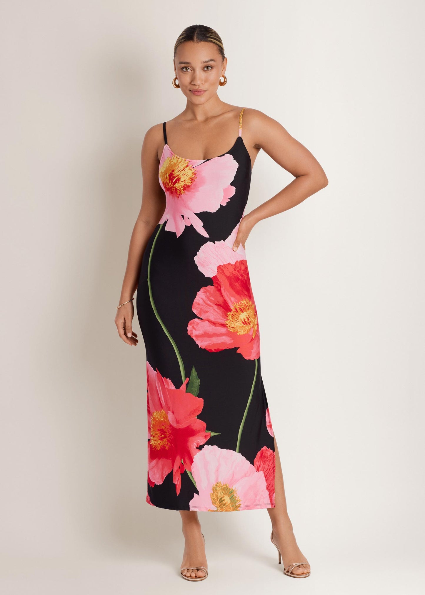 Large Poppies Maxi Dress - Black Floral OMFORT